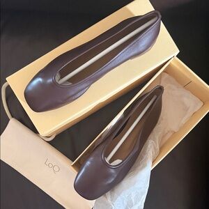 LOQ Women’s Plum Leather Beatrice shoes
